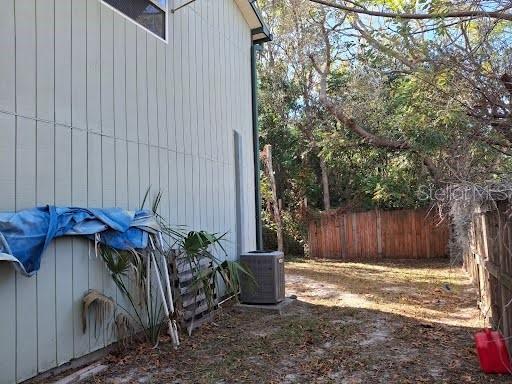 PARKWOOD ACRES - Residential Lease