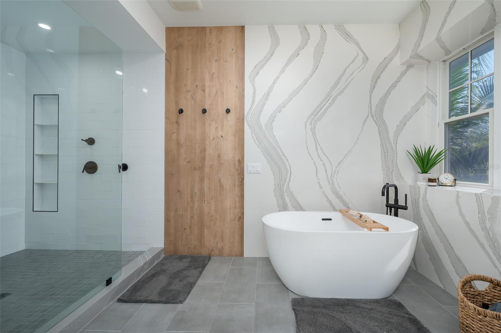 HOLMES BEACH 12TH UNIT - Residential