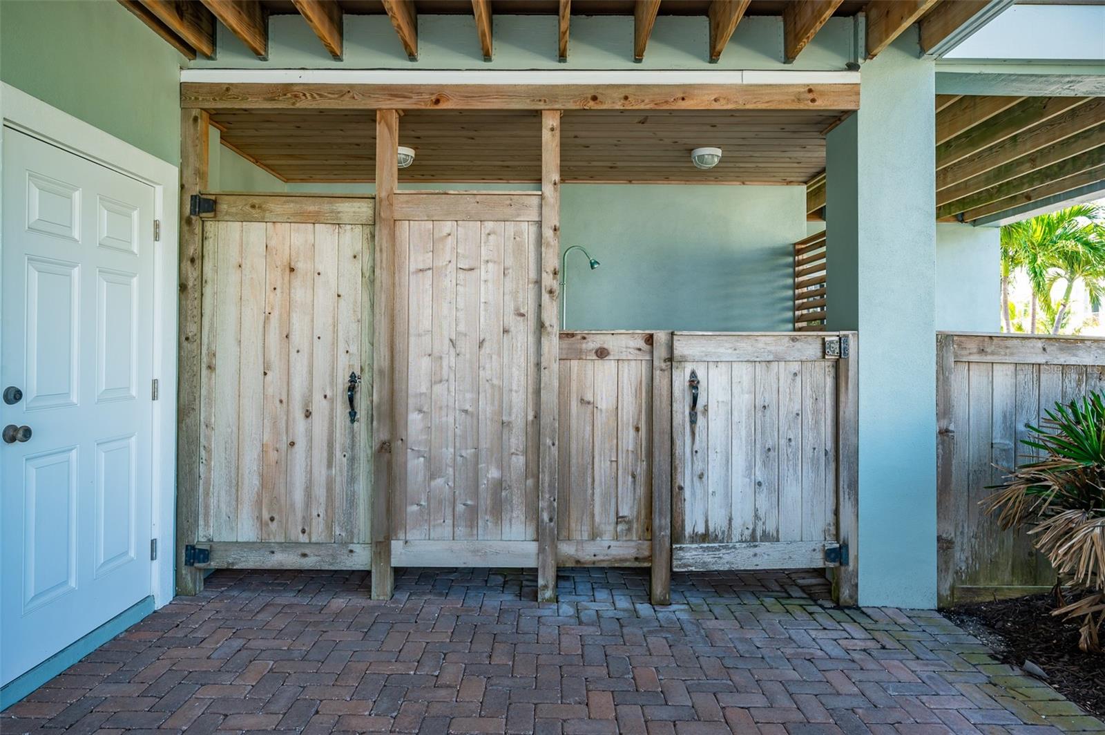 HOLMES BEACH 12TH UNIT - Residential