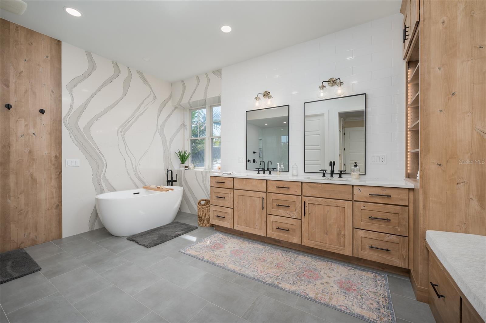 HOLMES BEACH 12TH UNIT - Residential