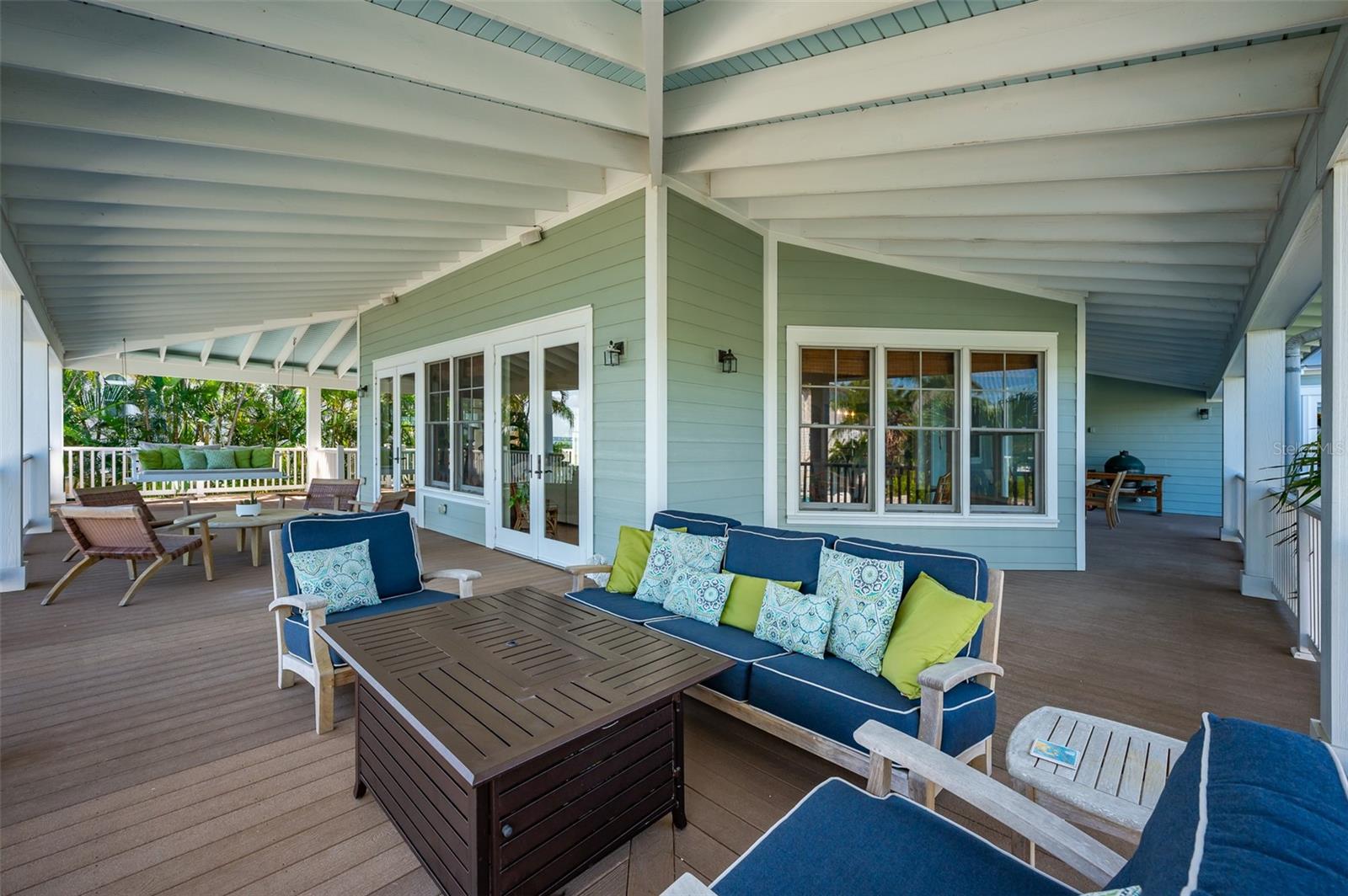 HOLMES BEACH 12TH UNIT - Residential