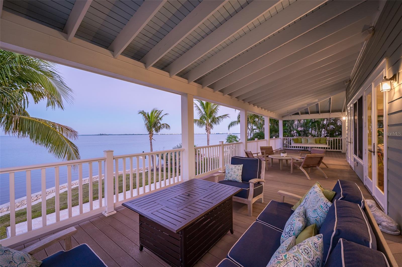 HOLMES BEACH 12TH UNIT - Residential