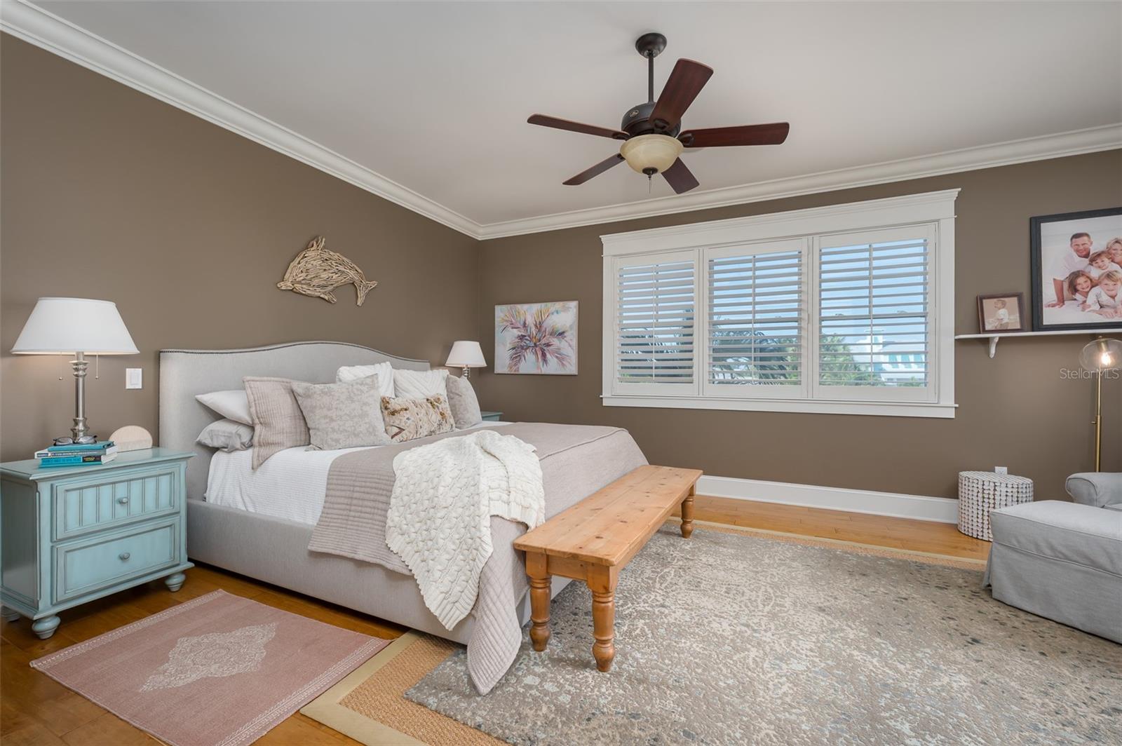 HOLMES BEACH 12TH UNIT - Residential