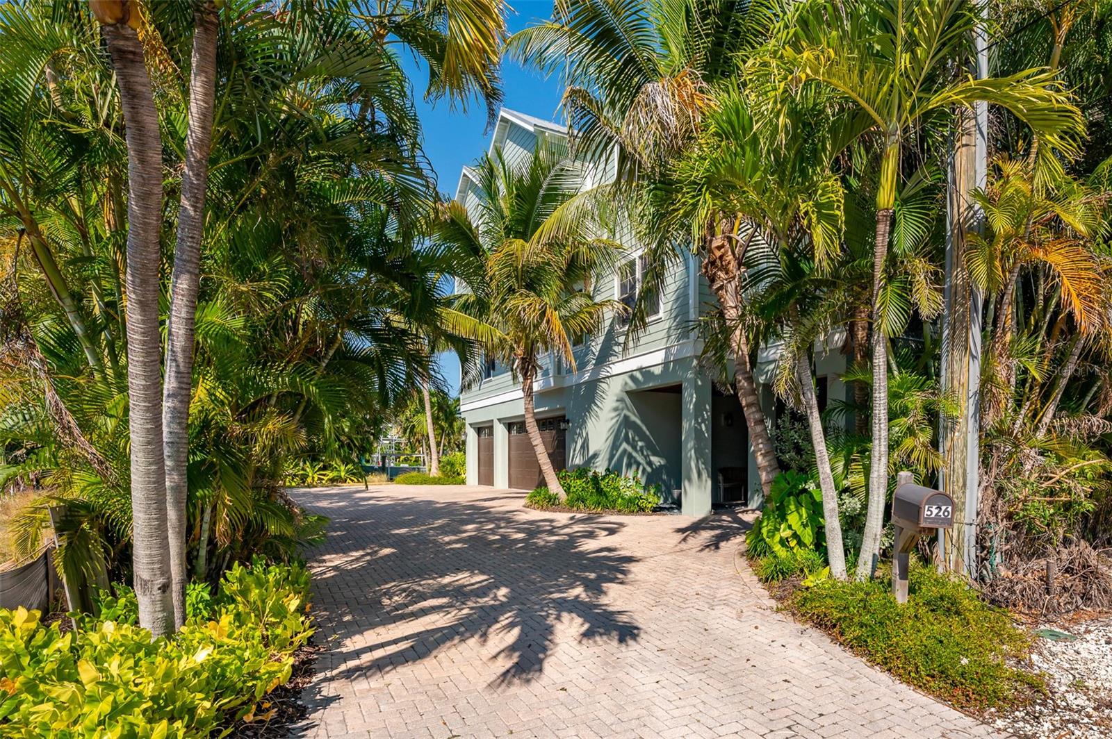 HOLMES BEACH 12TH UNIT - Residential