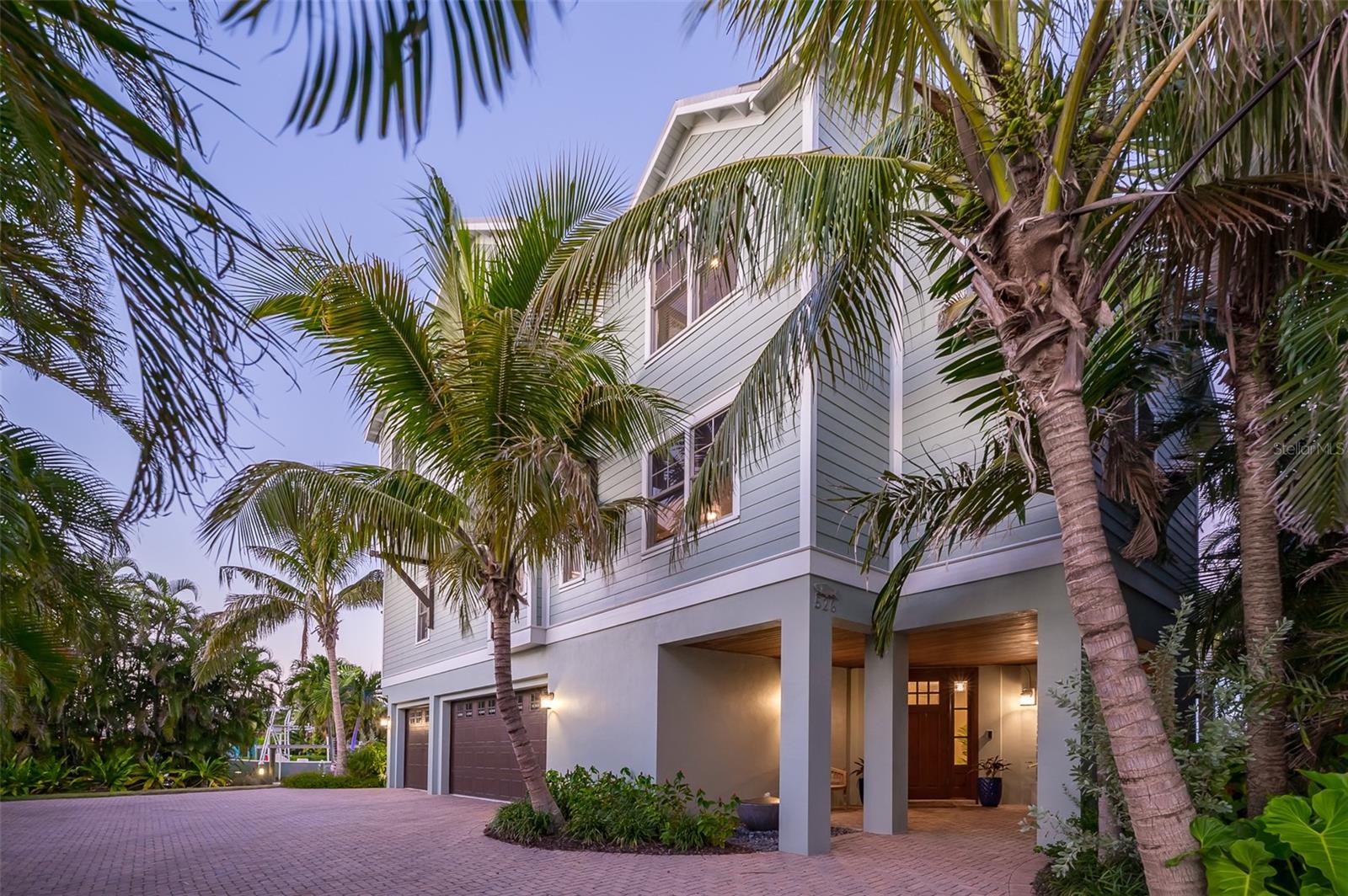 HOLMES BEACH 12TH UNIT - Residential