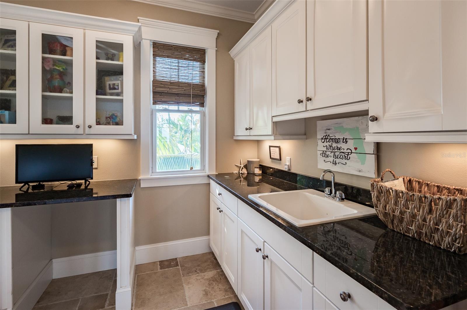 HOLMES BEACH 12TH UNIT - Residential