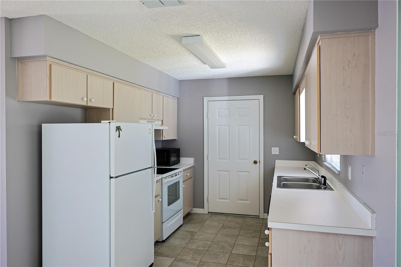 SPRUCE CREEK SOUTH - Residential