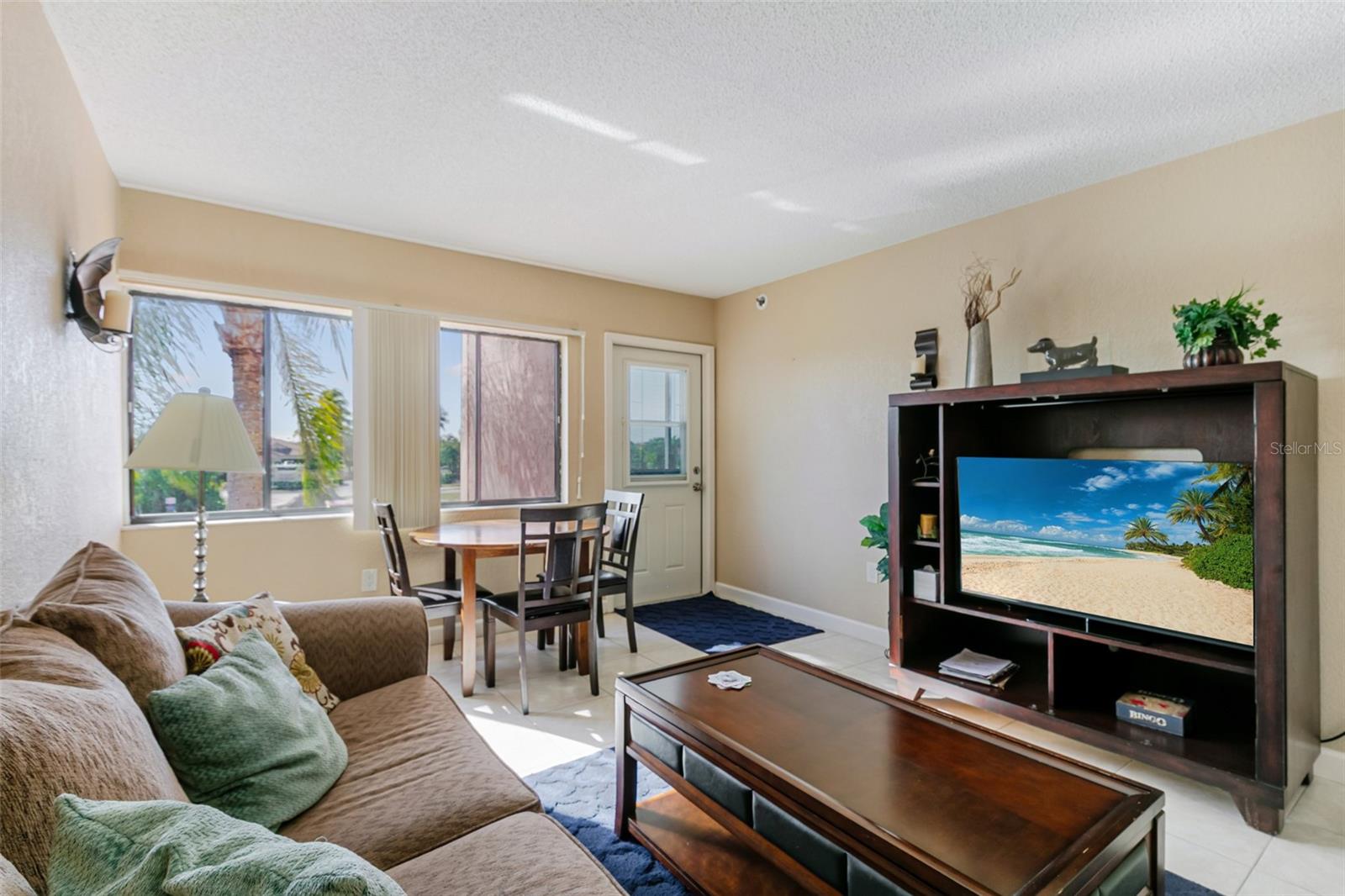 KEEL CLUB CONDO OR 1690 PG 2613 UNIT 127 - Residential