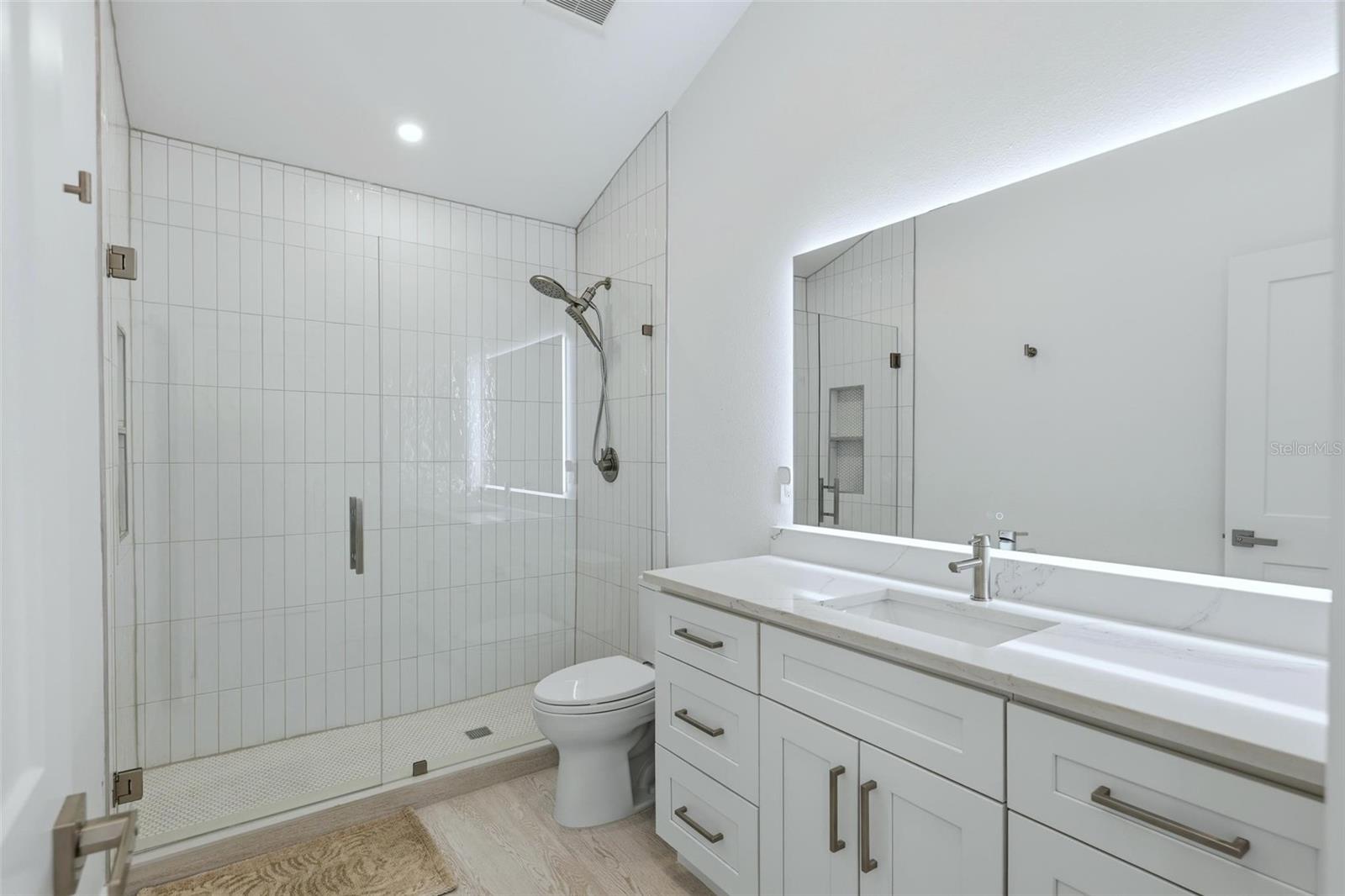 RINGLING BLVD SUB - Residential