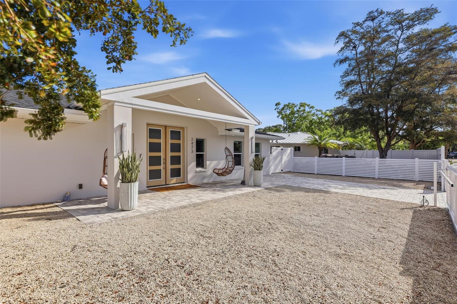 2473 RINGLING BOULEVARD