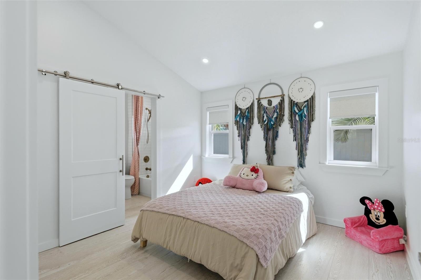 RINGLING BLVD SUB - Residential