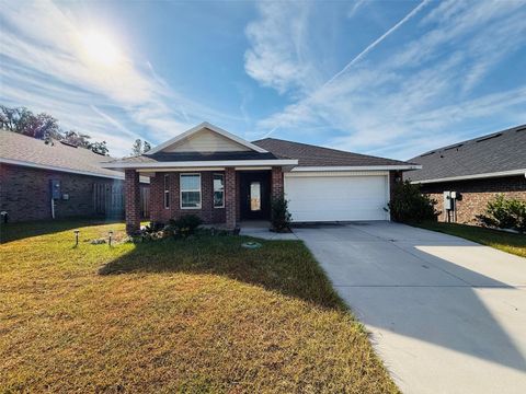 Photo of 15835 NW 123rd Avenue, Alachua, FL 32615 (MLS # GC535598)