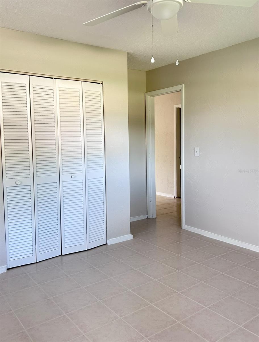 FLORIDA SHORES 01 - Residential Lease