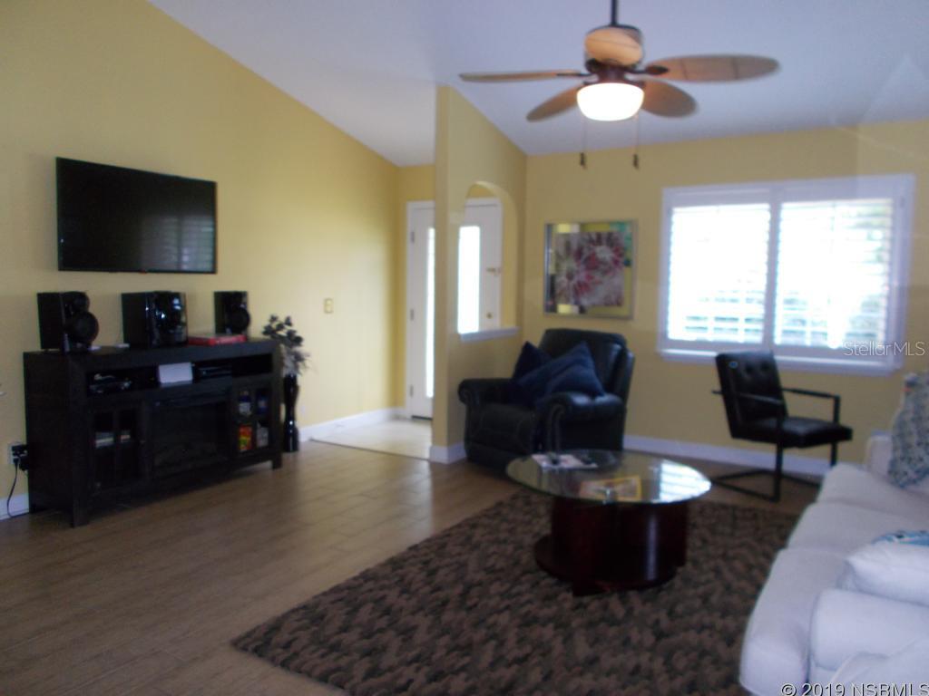 Florida Shores 01 - Residential