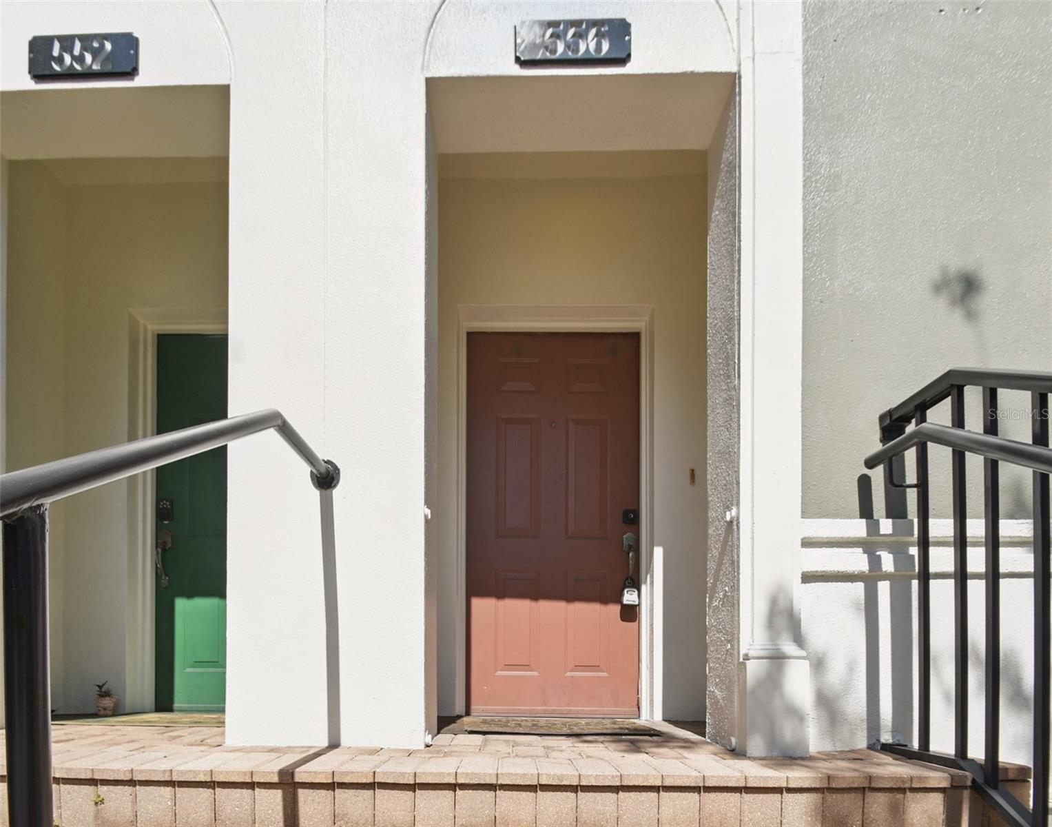 556 COPLEY LANE