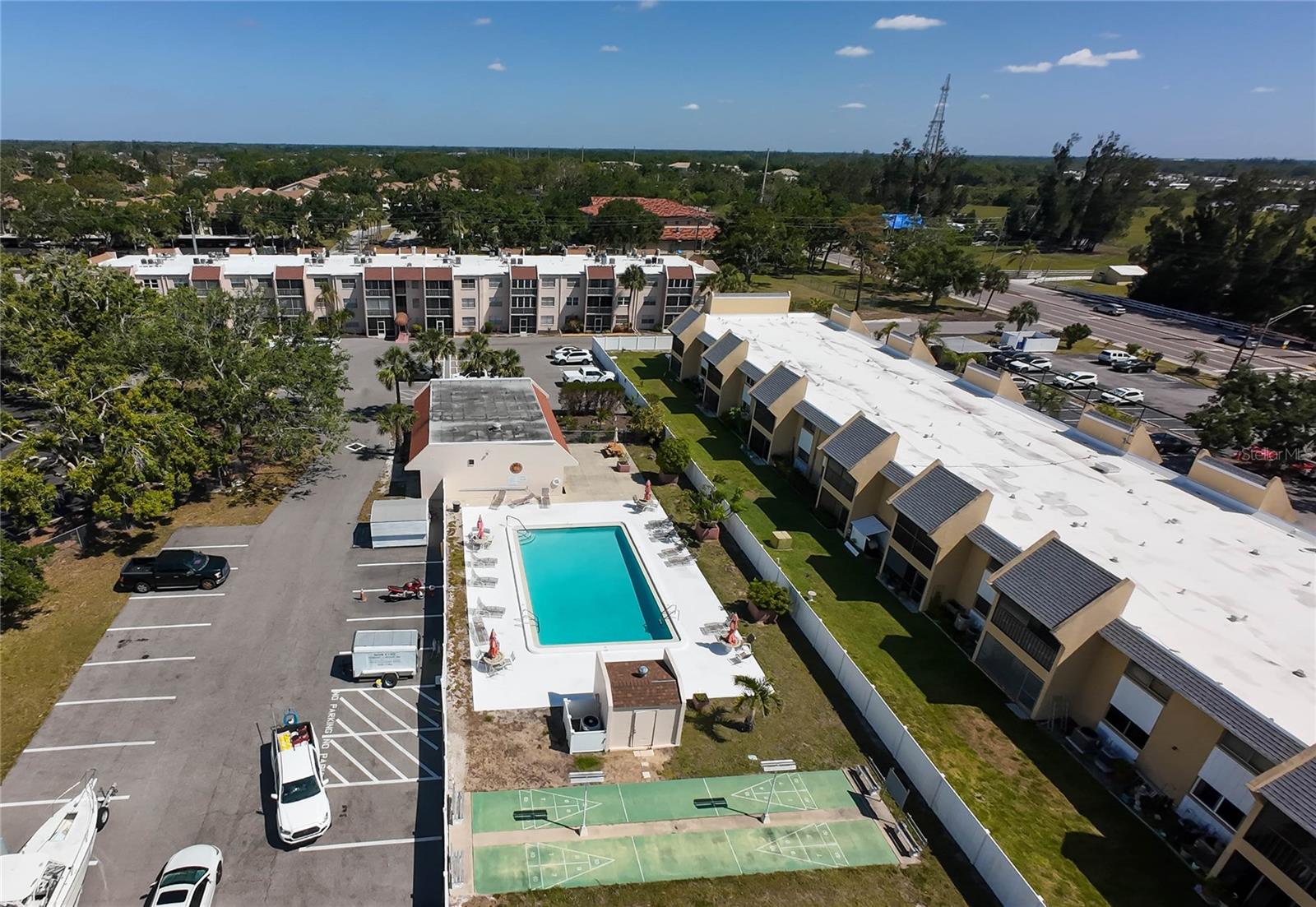 519 ALBEE FARM ROAD 201
