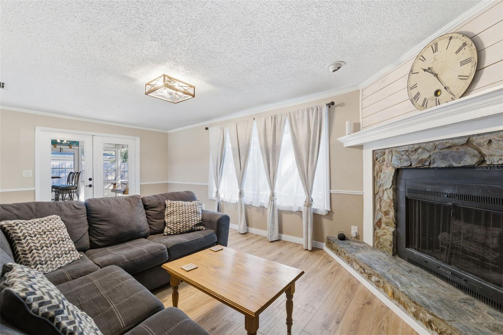 SPRING HILL - Residential