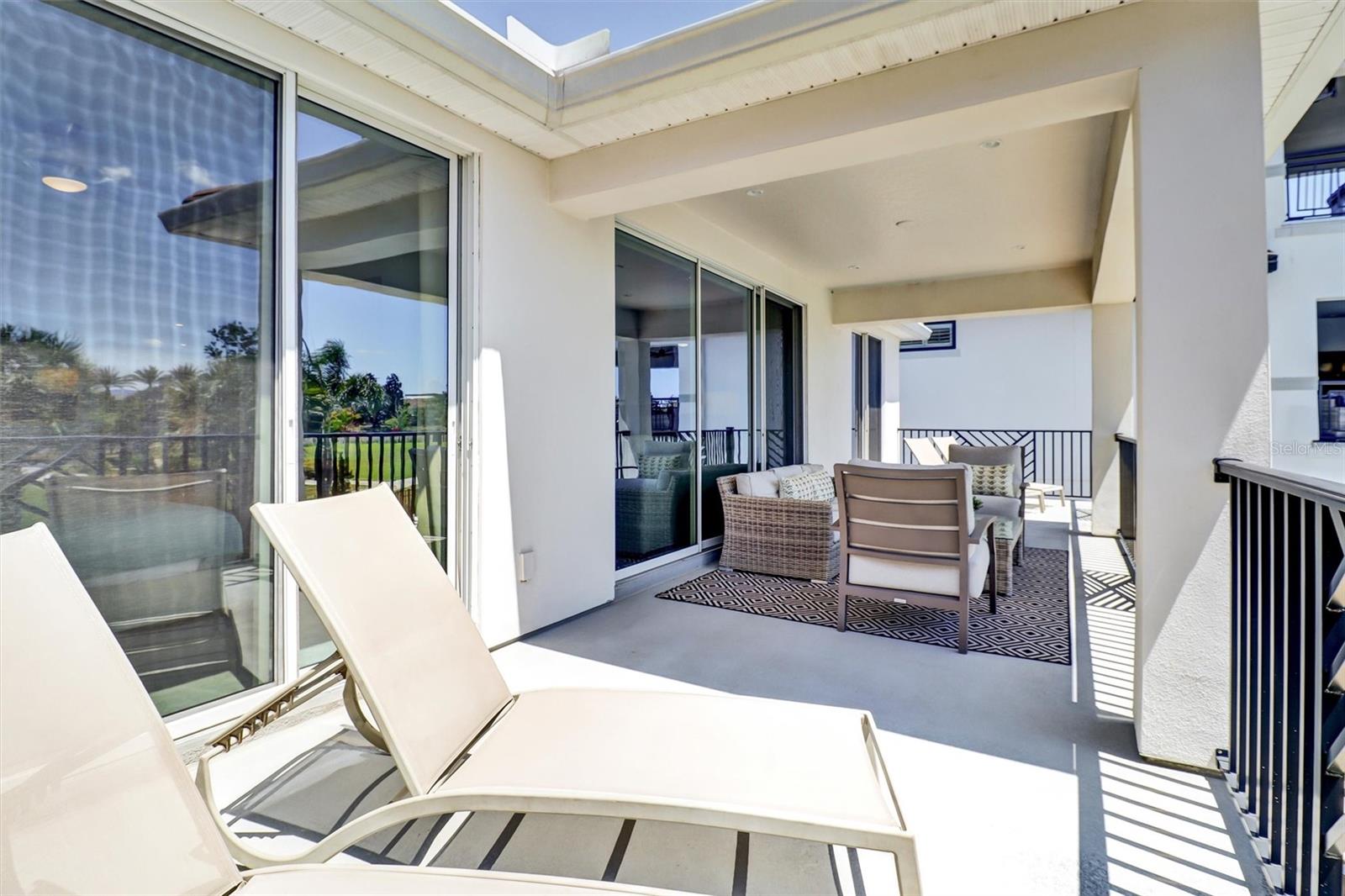 REUNION WEST - Residential