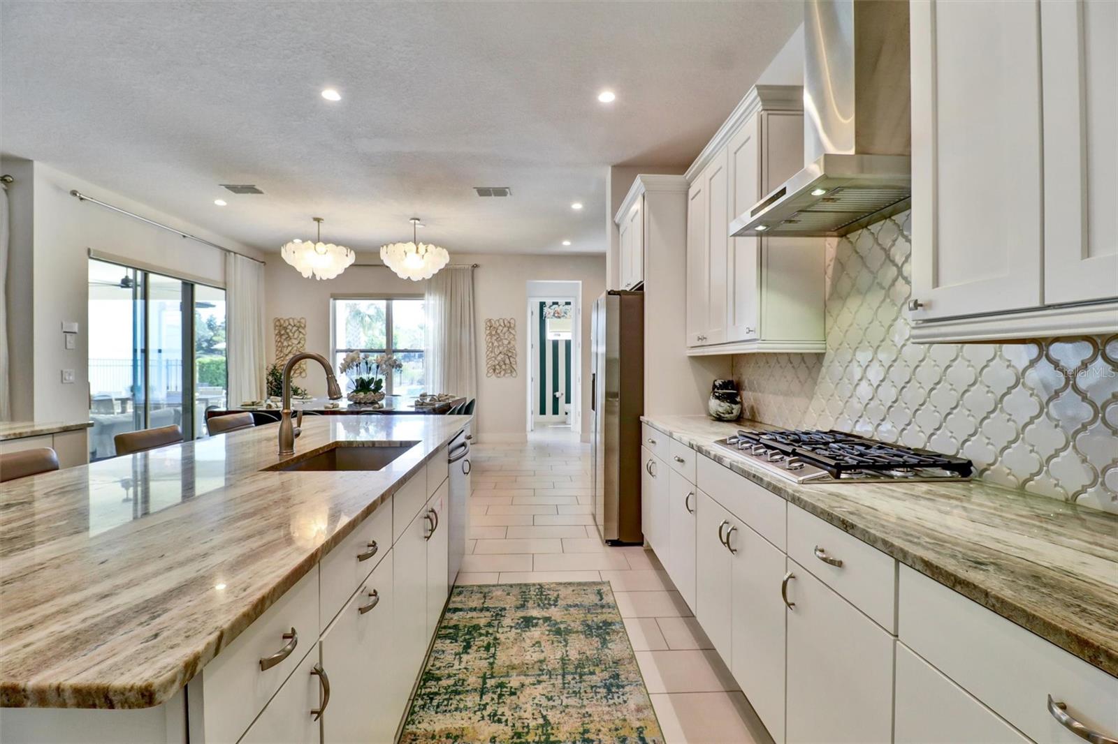 REUNION WEST - Residential