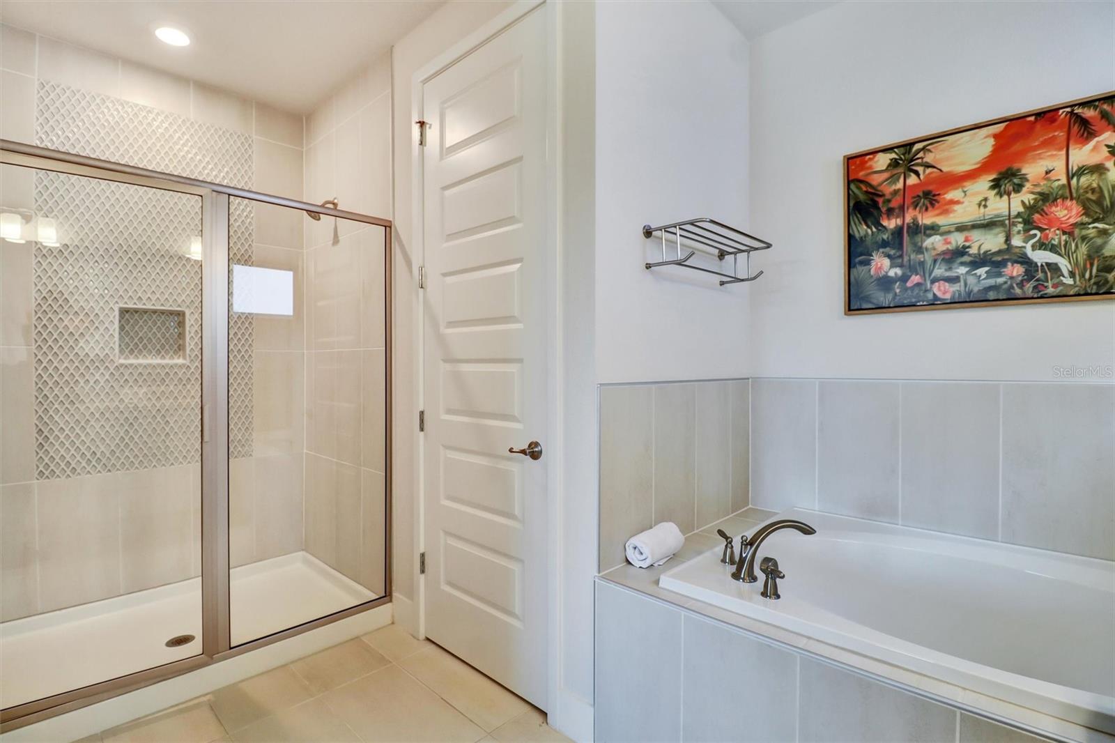 REUNION WEST - Residential