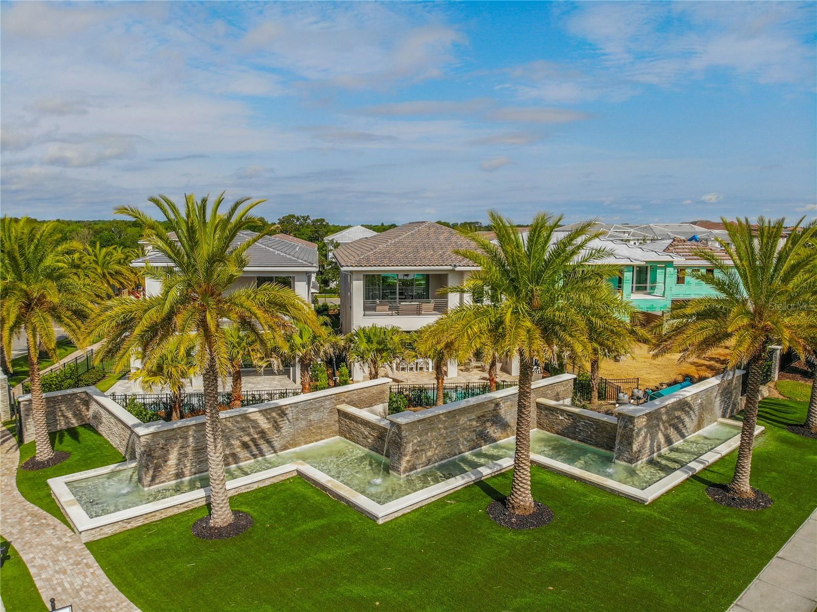 REUNION WEST - Residential