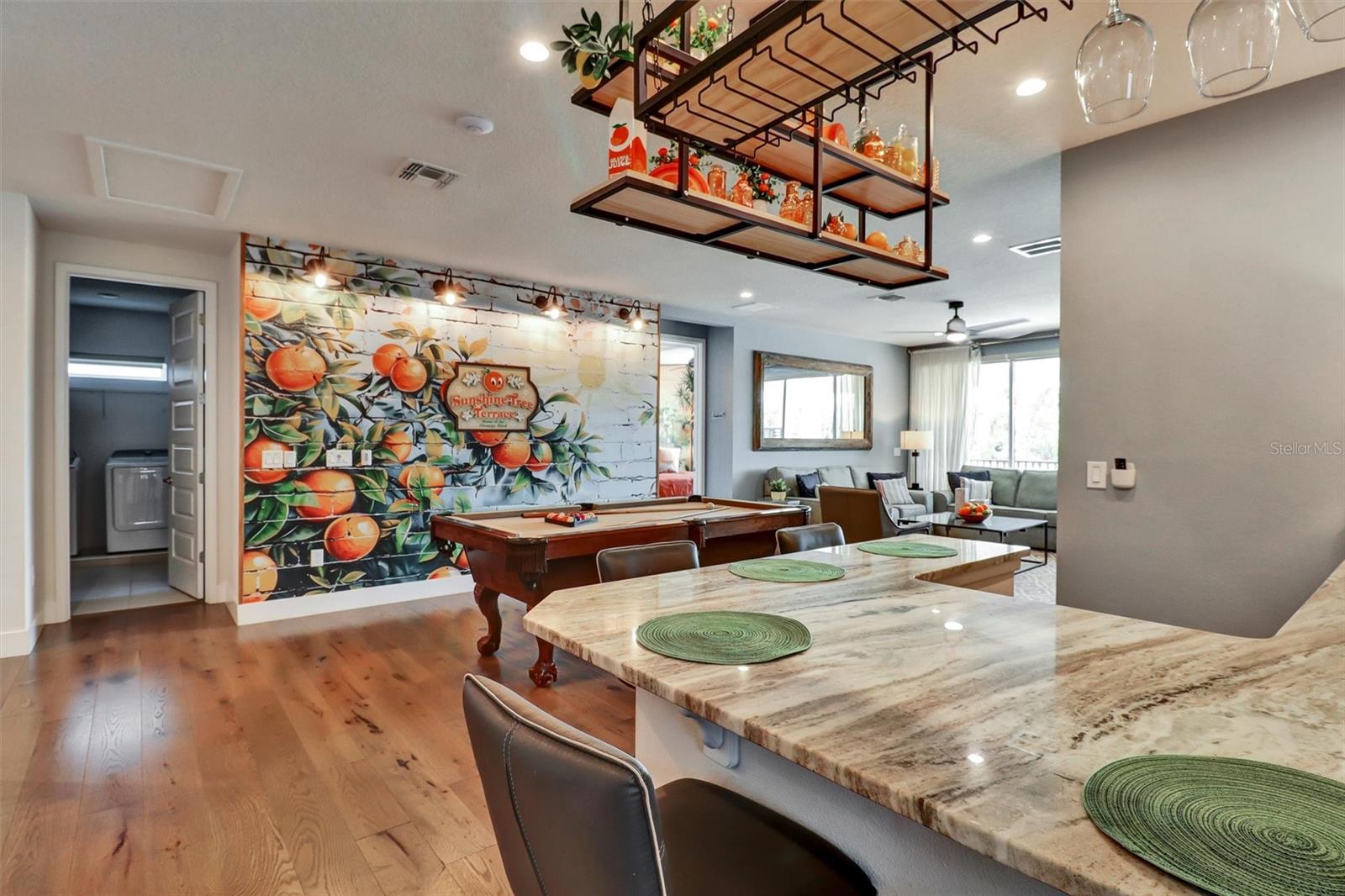 REUNION WEST - Residential