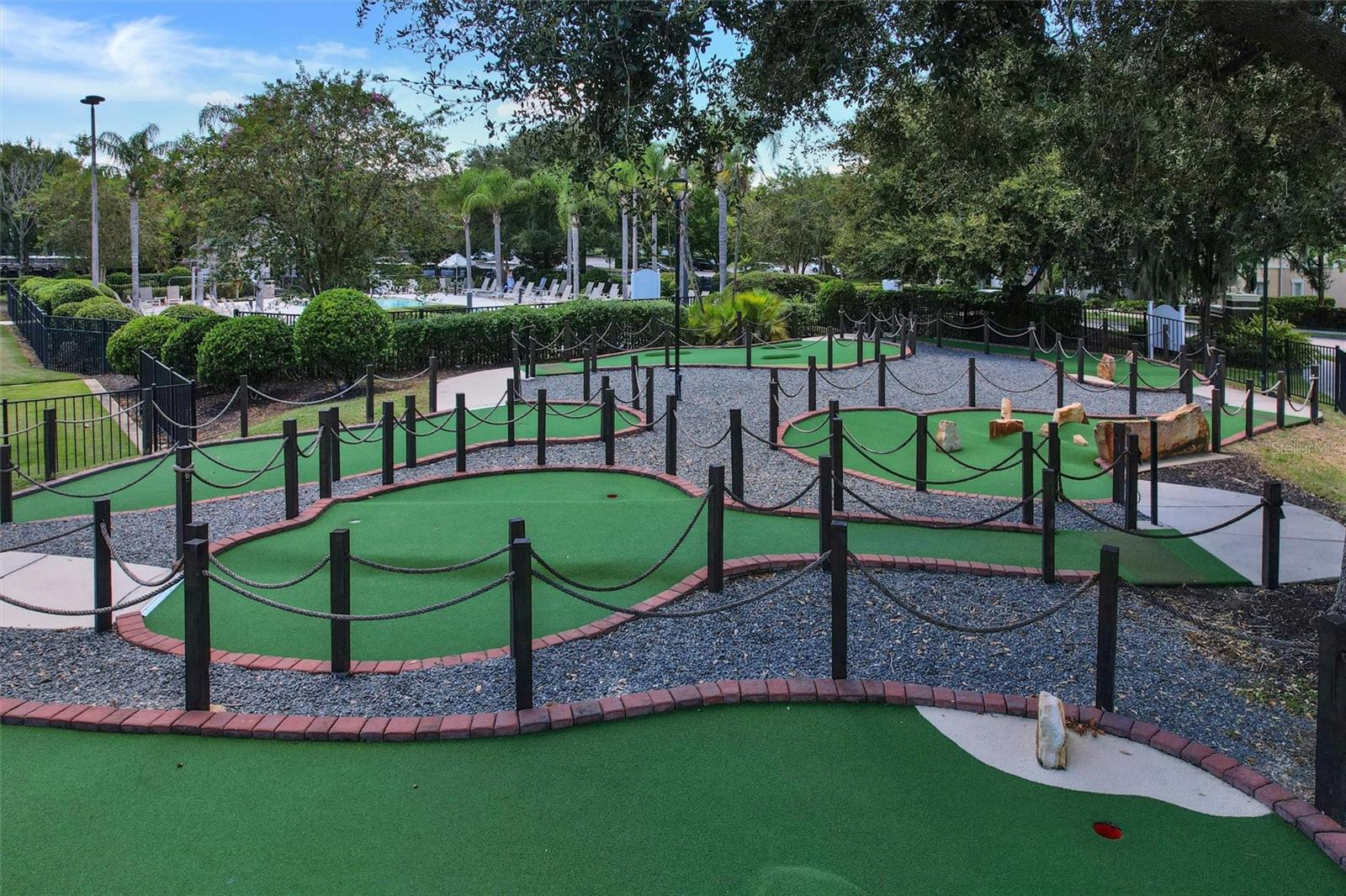 REUNION WEST - Residential