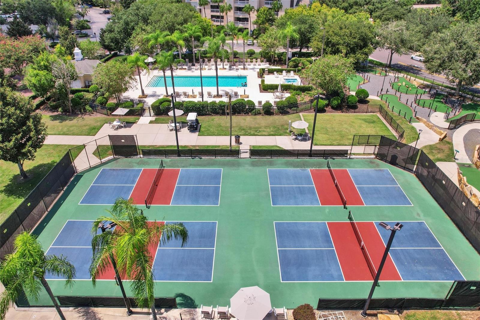 REUNION WEST - Residential