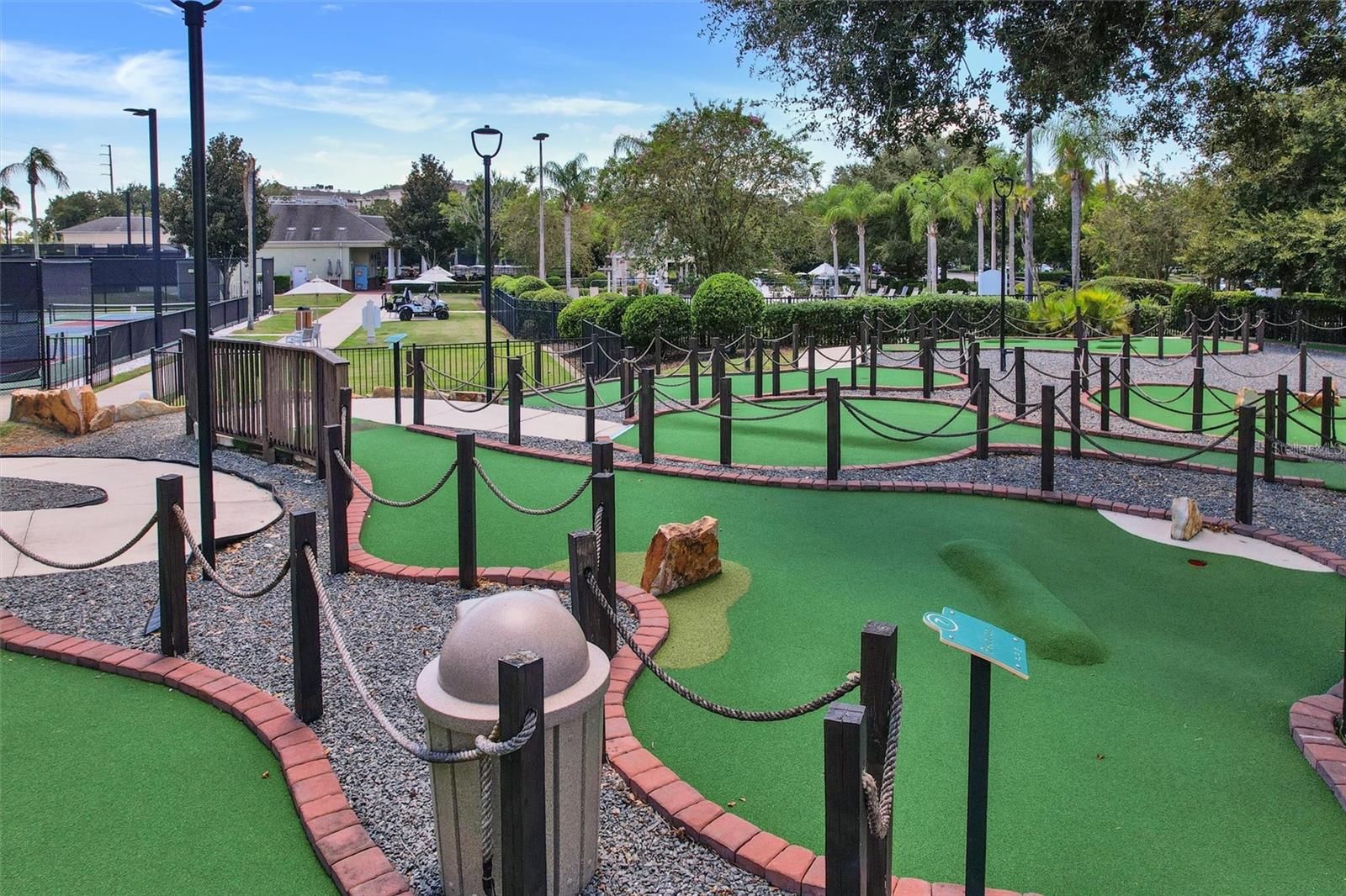 REUNION WEST - Residential