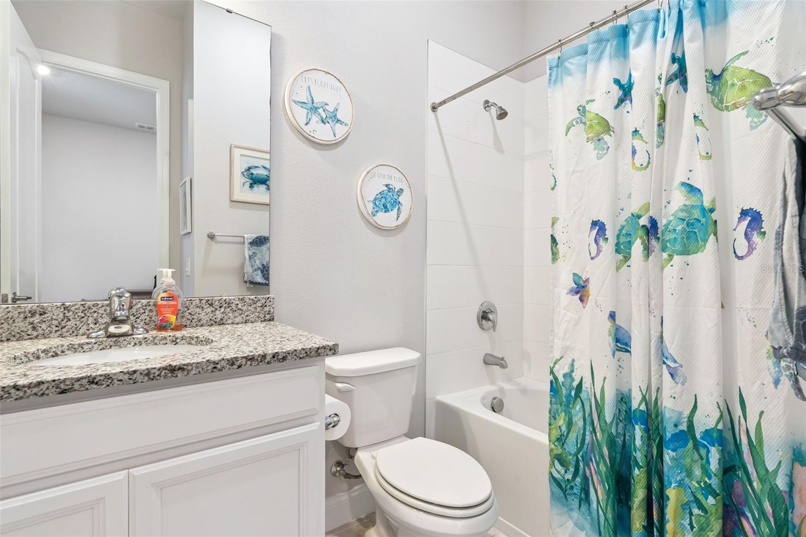 JOHNS LAKE LNDG PH 5 - Residential