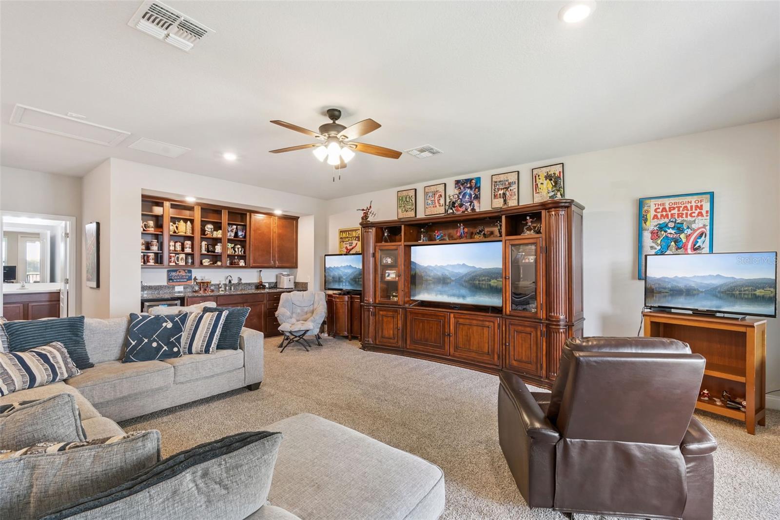 JOHNS LAKE LNDG PH 5 - Residential