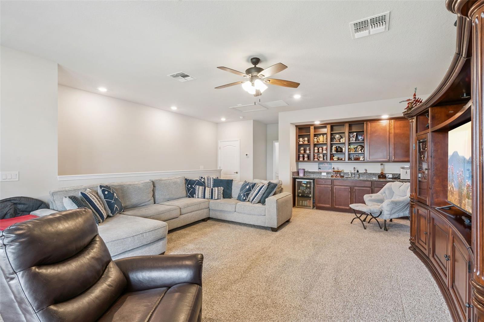 JOHNS LAKE LNDG PH 5 - Residential