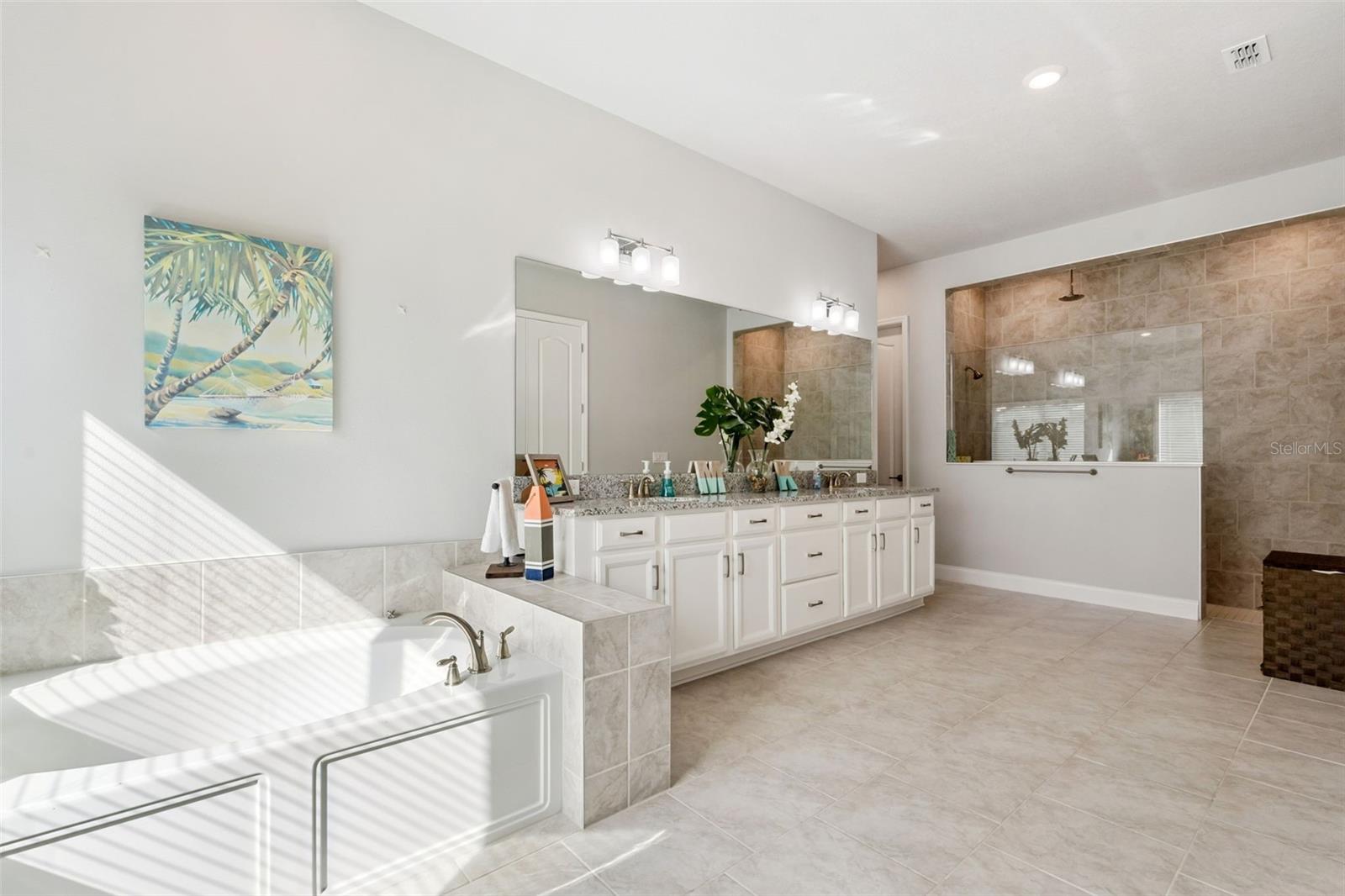JOHNS LAKE LNDG PH 5 - Residential