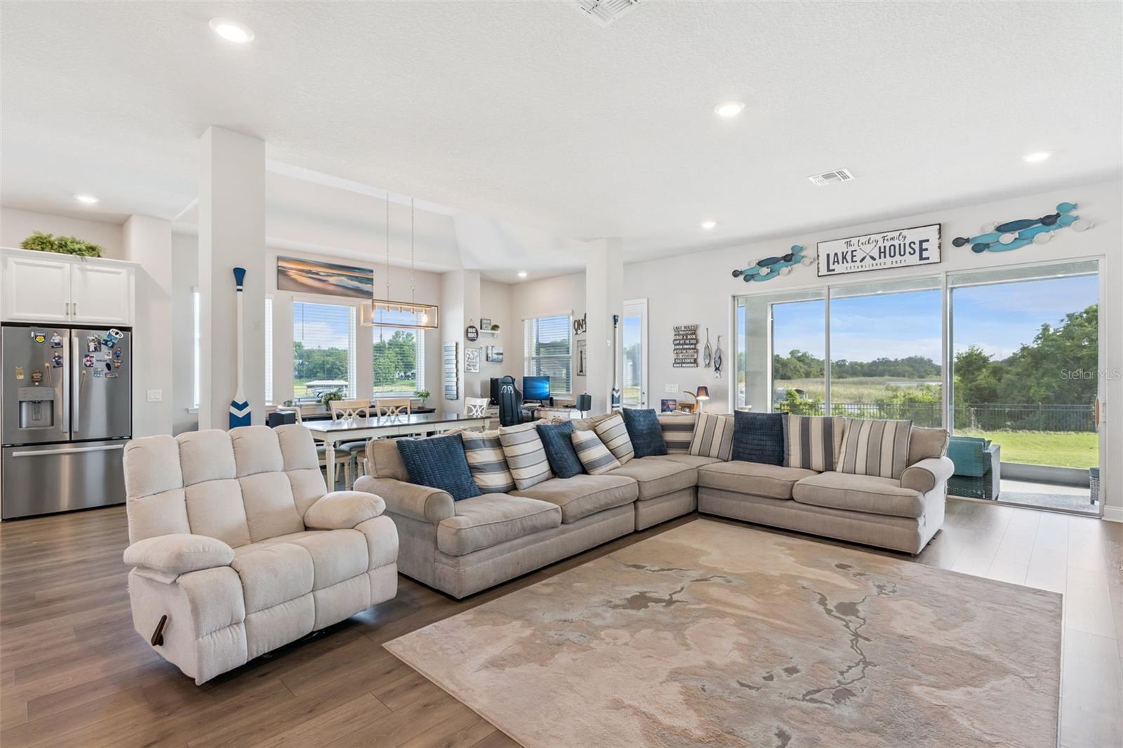 JOHNS LAKE LNDG PH 5 - Residential