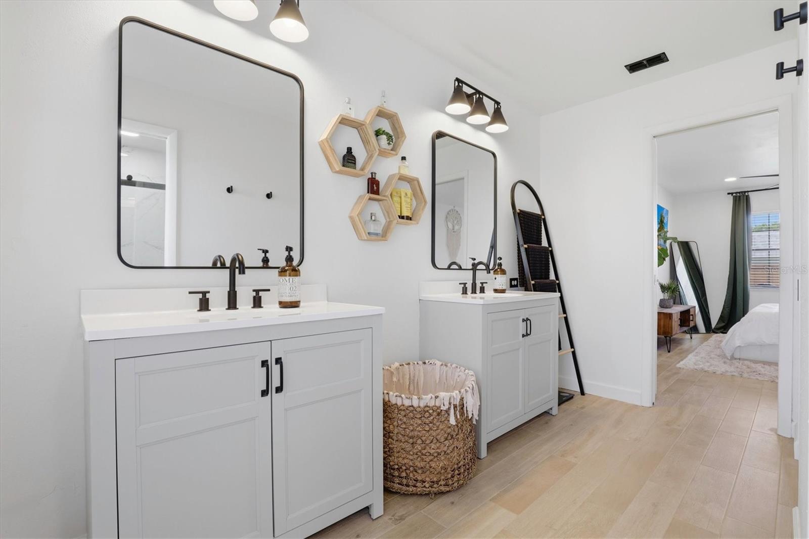 FAIRWAY SPGS - Residential