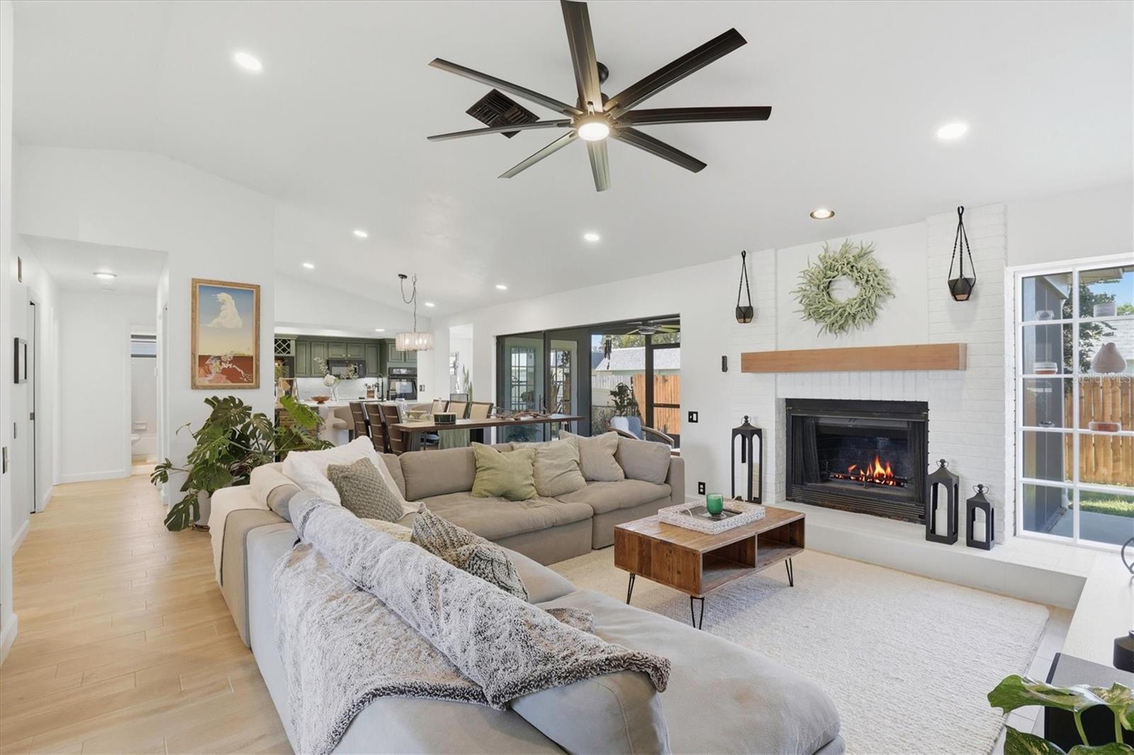 FAIRWAY SPGS - Residential