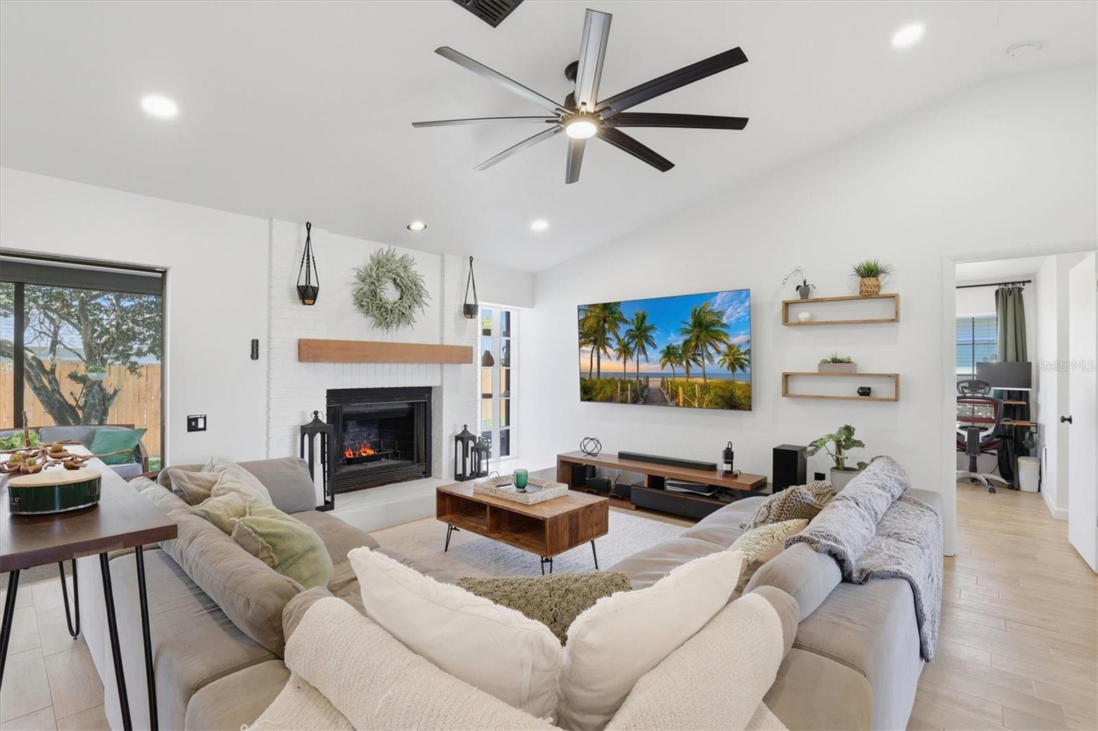 FAIRWAY SPGS - Residential