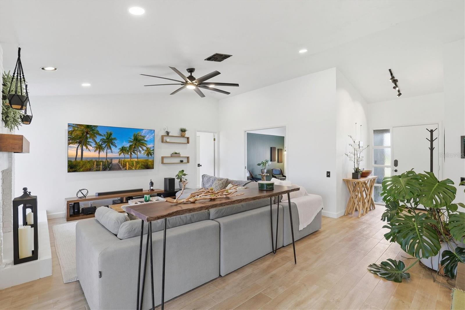 FAIRWAY SPGS - Residential