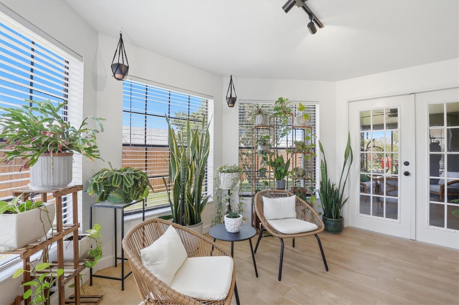 FAIRWAY SPGS - Residential