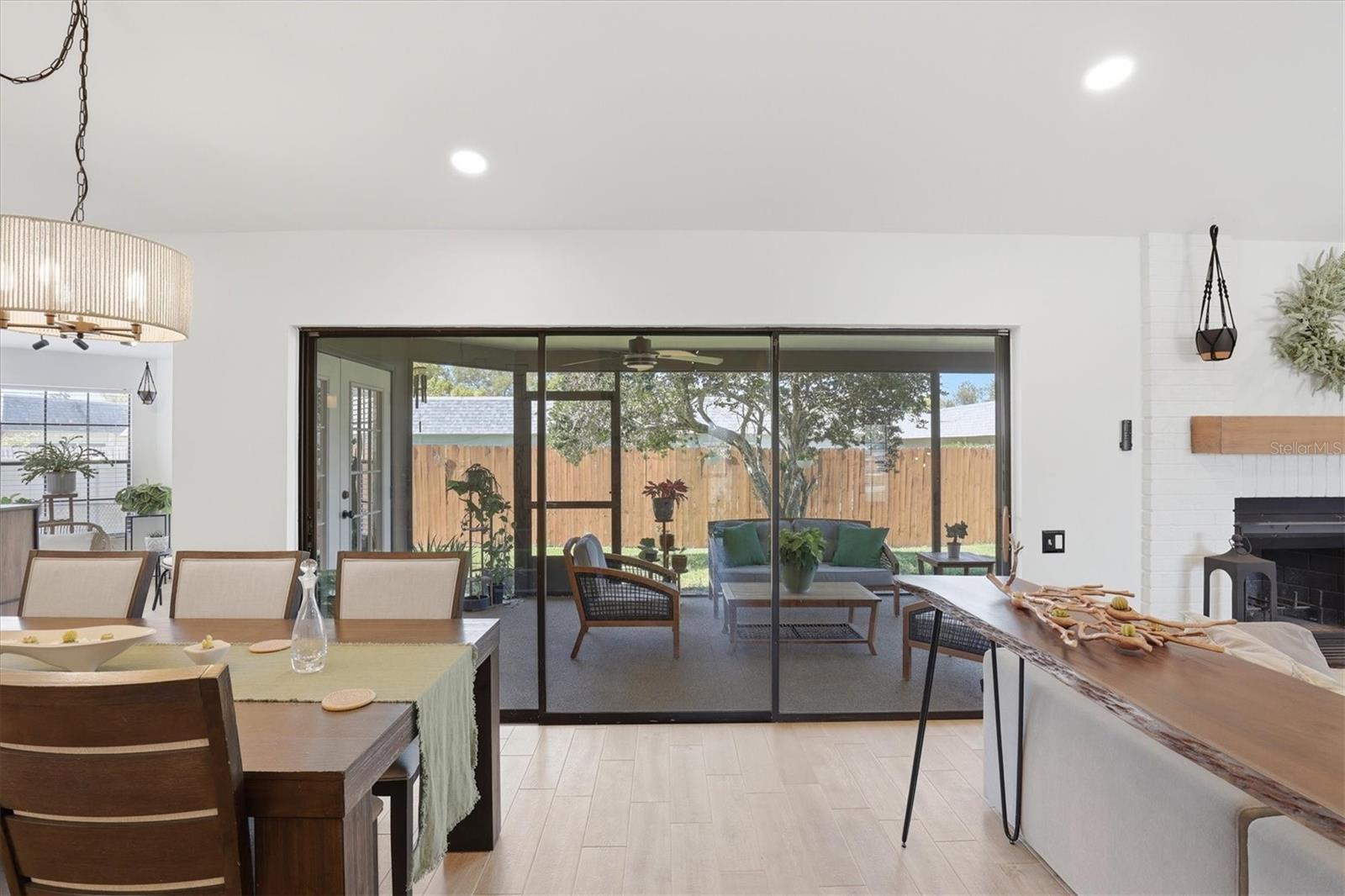 FAIRWAY SPGS - Residential