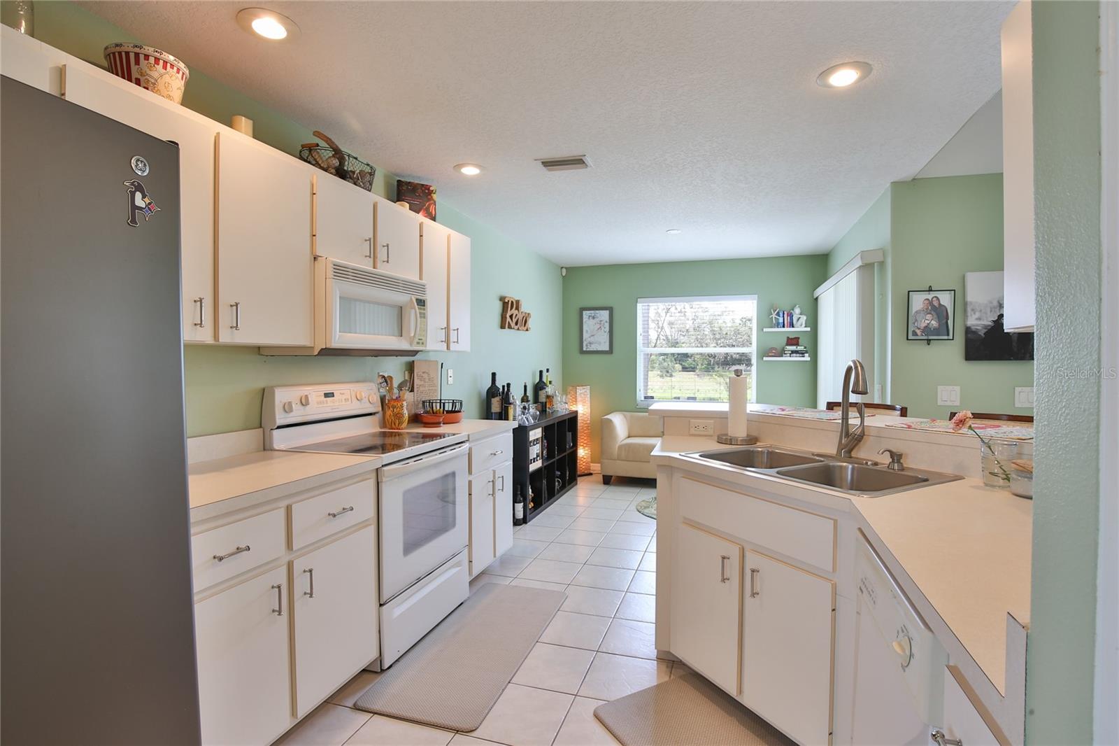 KENSINGTON OAKS - Residential