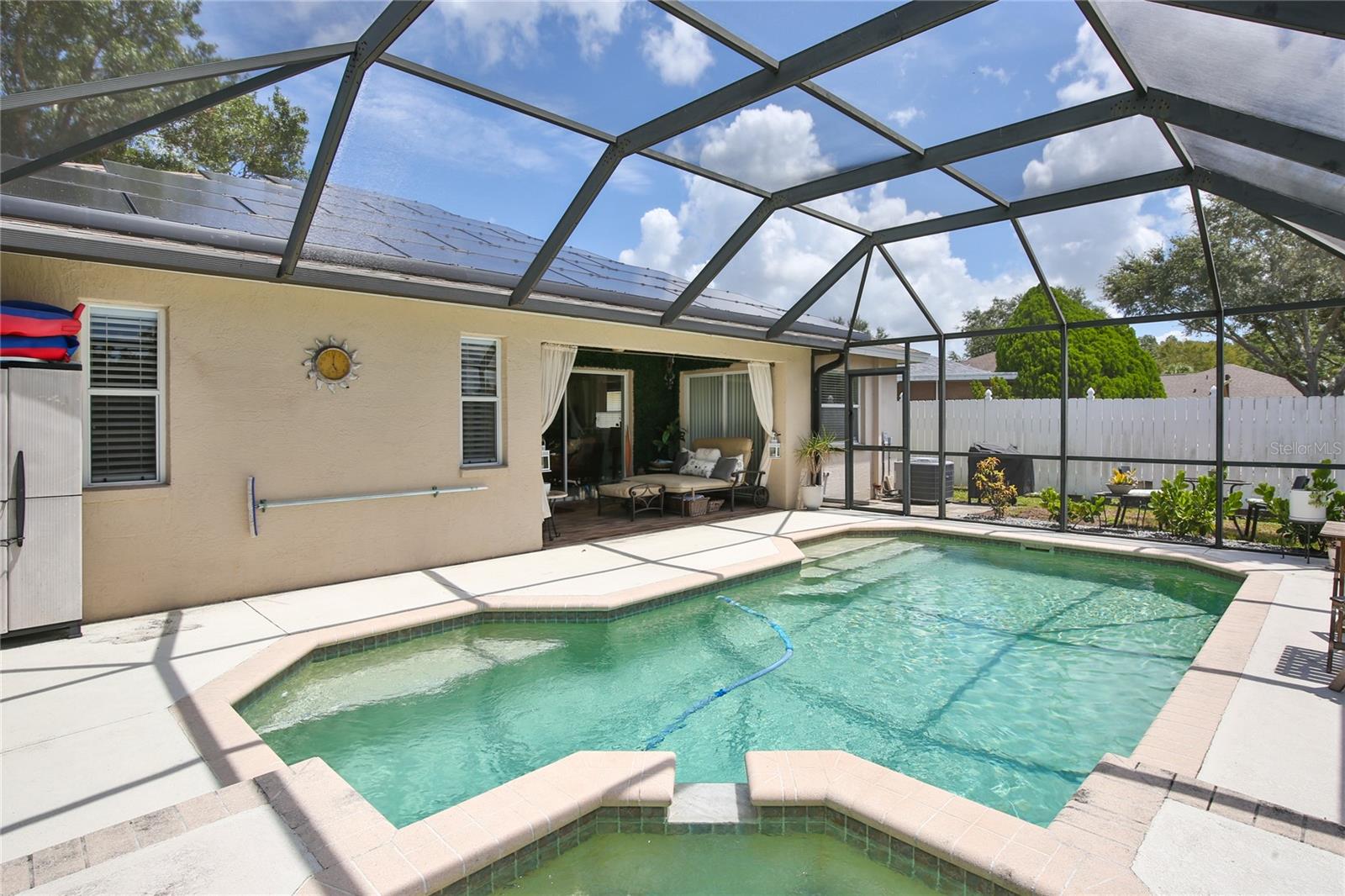 KENSINGTON OAKS - Residential