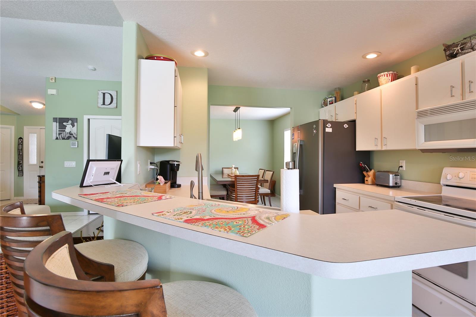 KENSINGTON OAKS - Residential