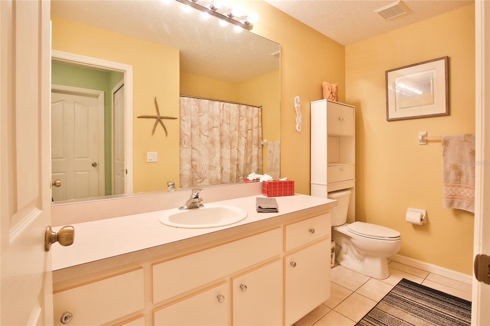 KENSINGTON OAKS - Residential