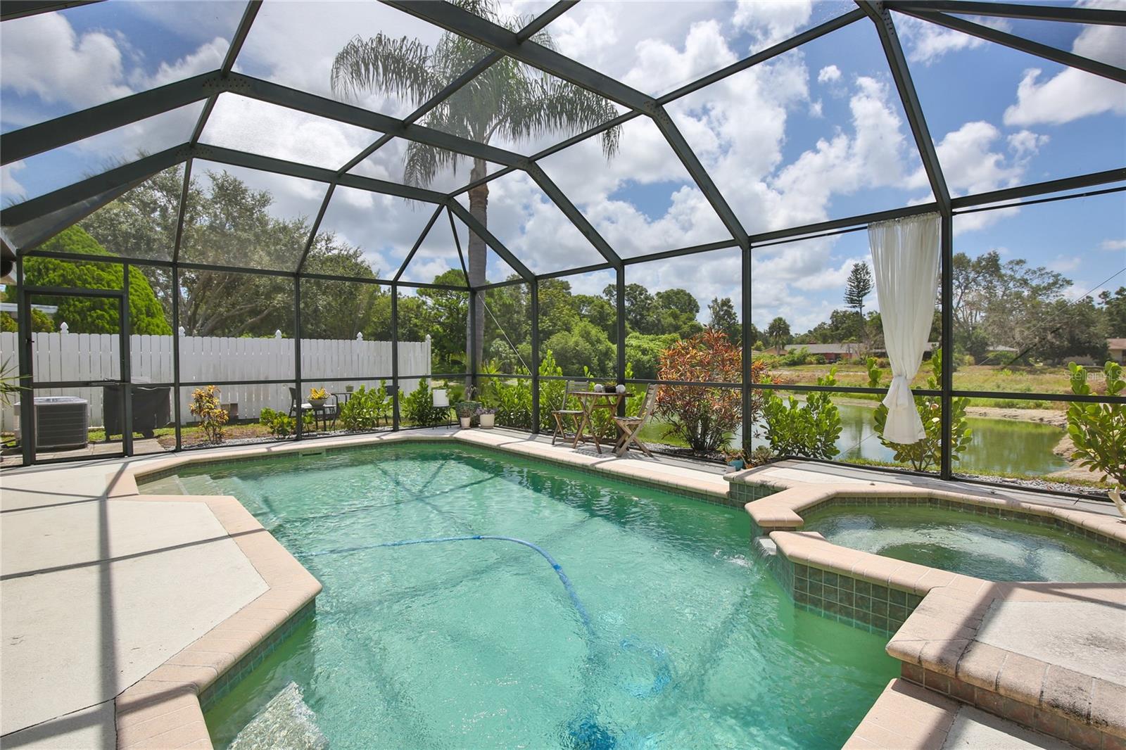 KENSINGTON OAKS - Residential