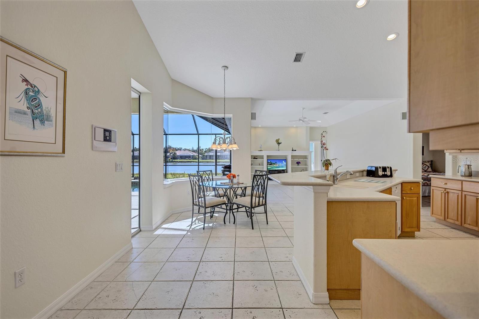 THREE OAKS - Residential