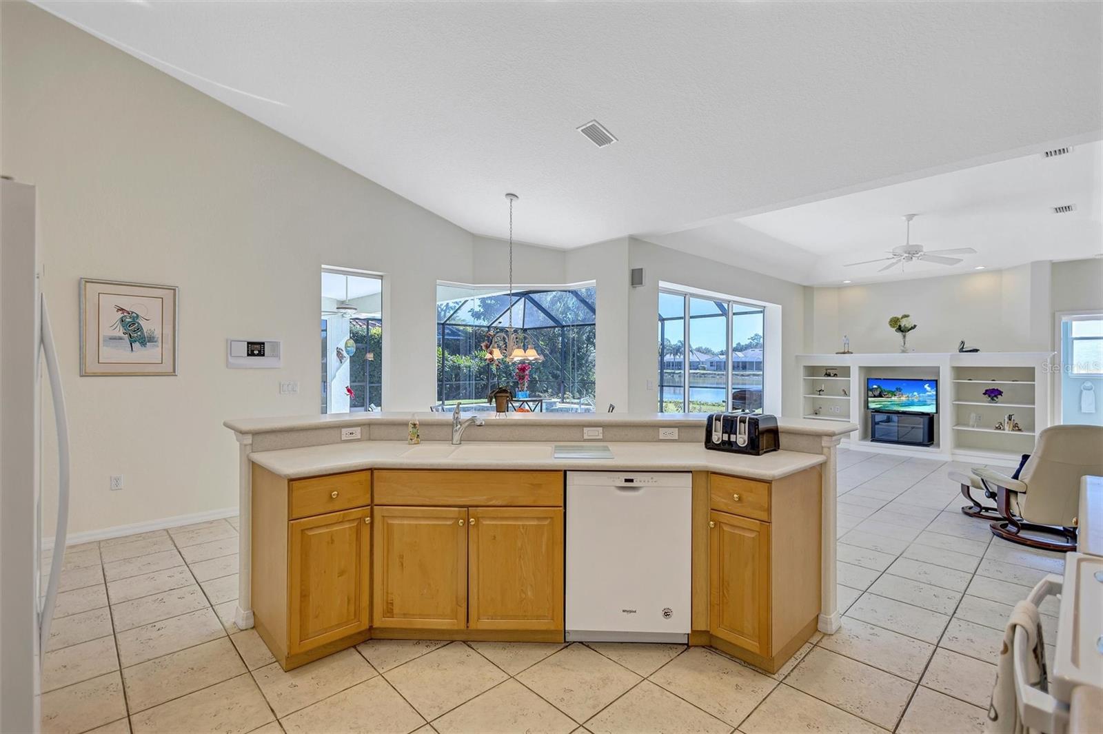 THREE OAKS - Residential