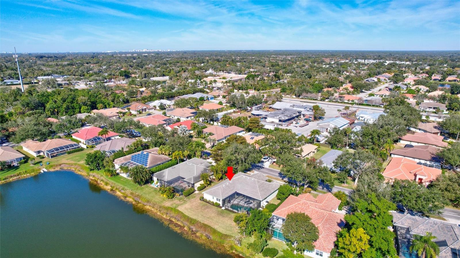 THREE OAKS - Residential