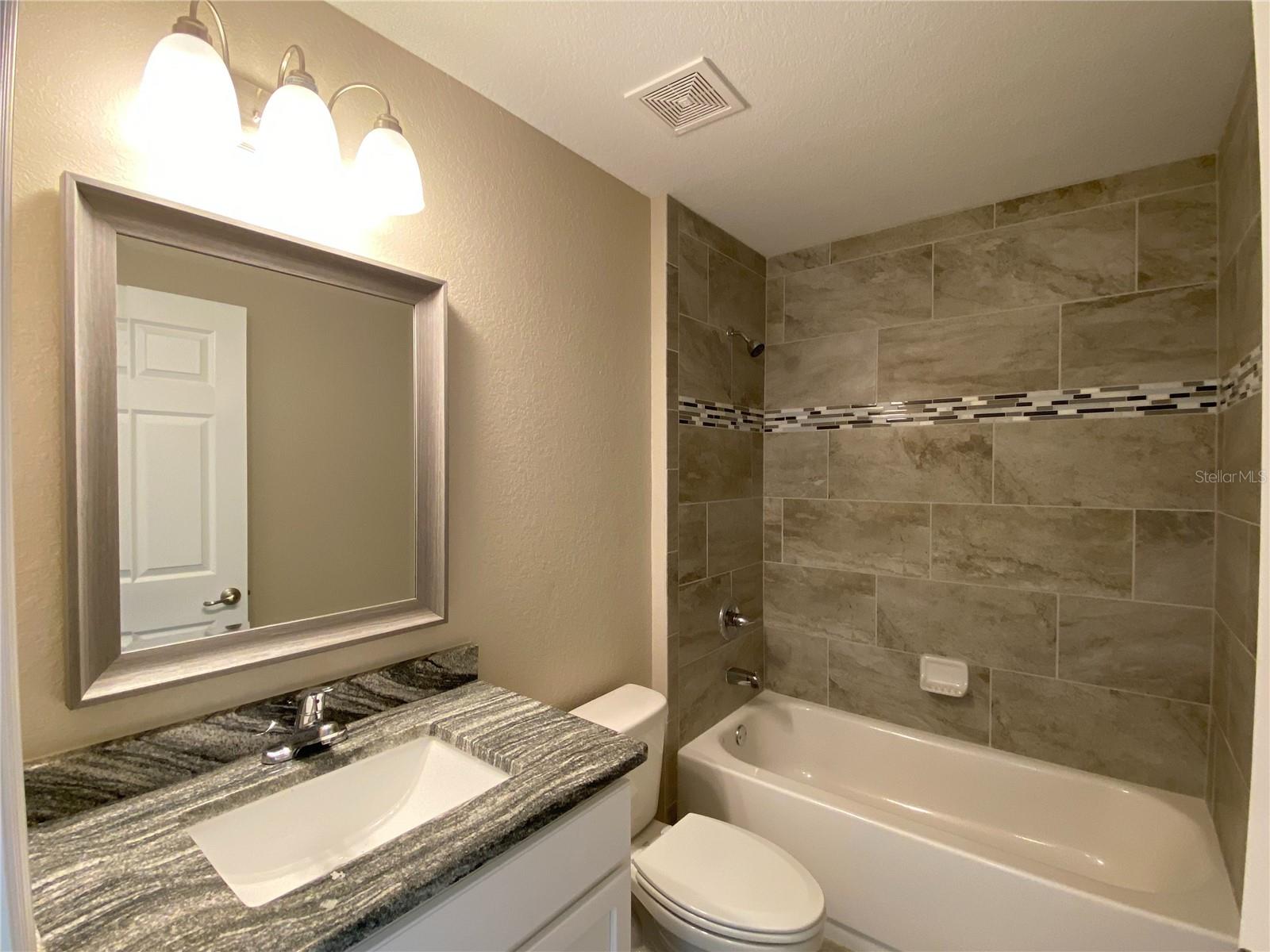 MARION OAKS UN 1 - Residential Lease