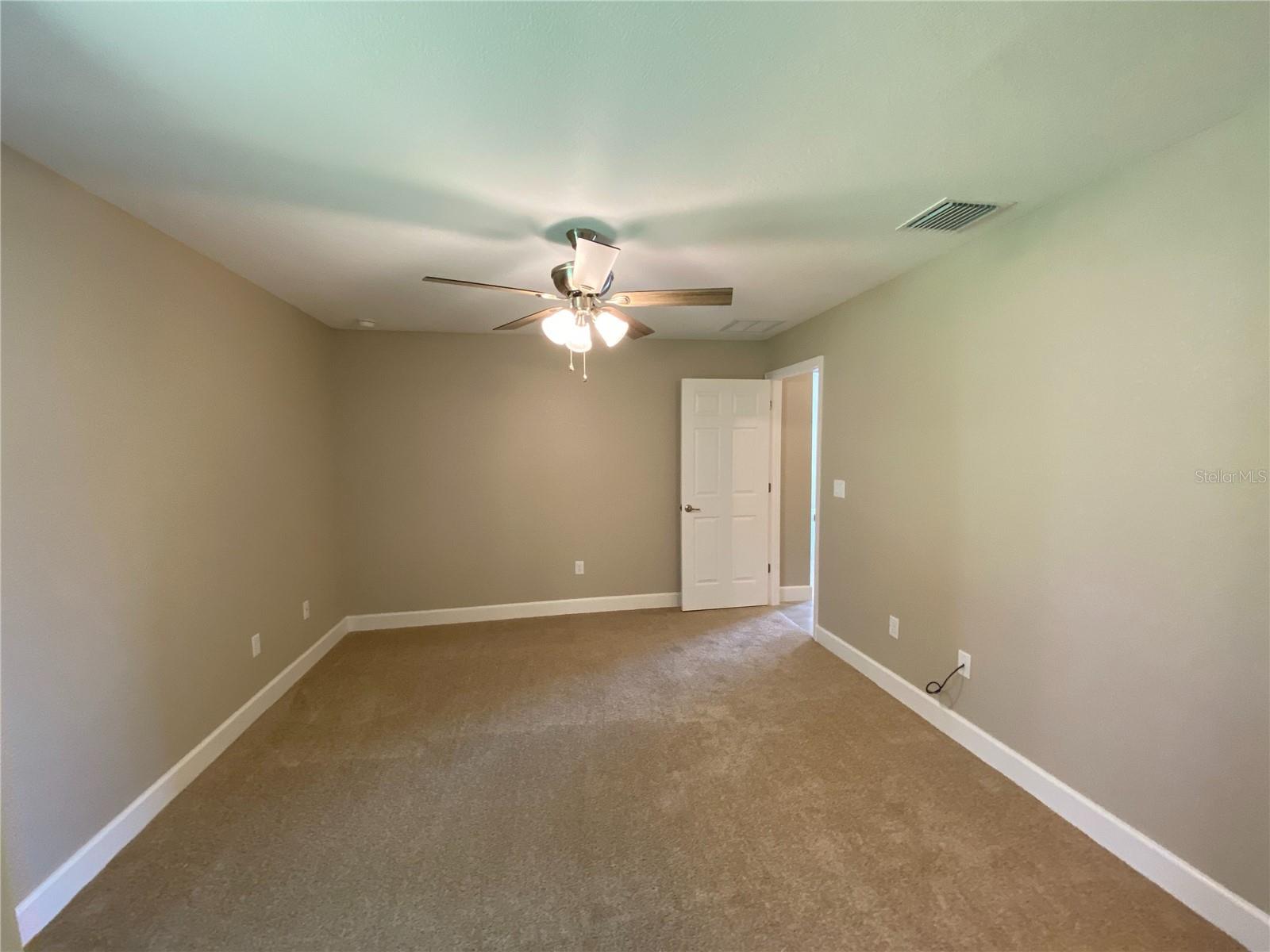 MARION OAKS UN 1 - Residential Lease